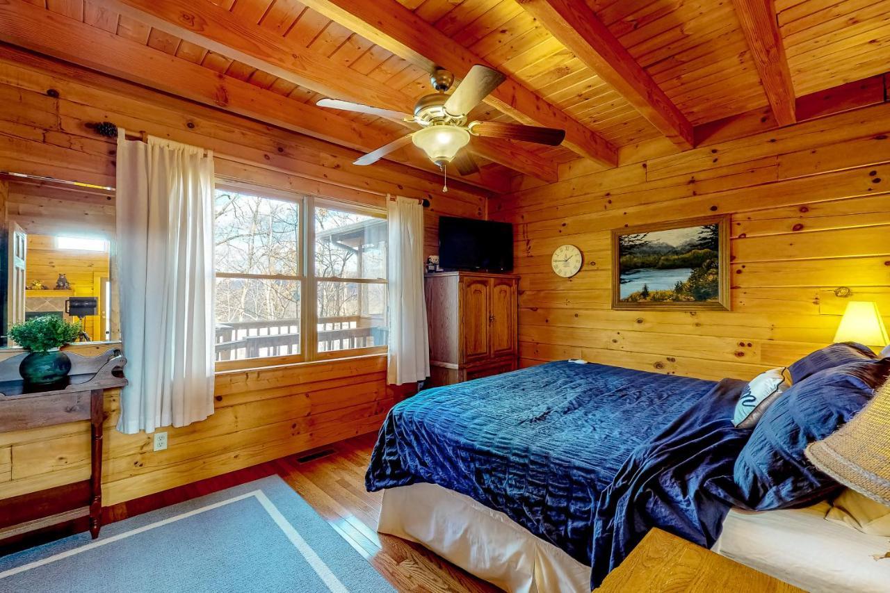 Lazy Bear Lodge سيفيرفيل المظهر الخارجي الصورة